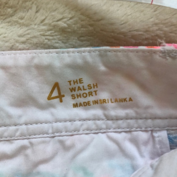 Lilly Pulitzer Getting Steamy Walsh shorts - Picture 3 of 3